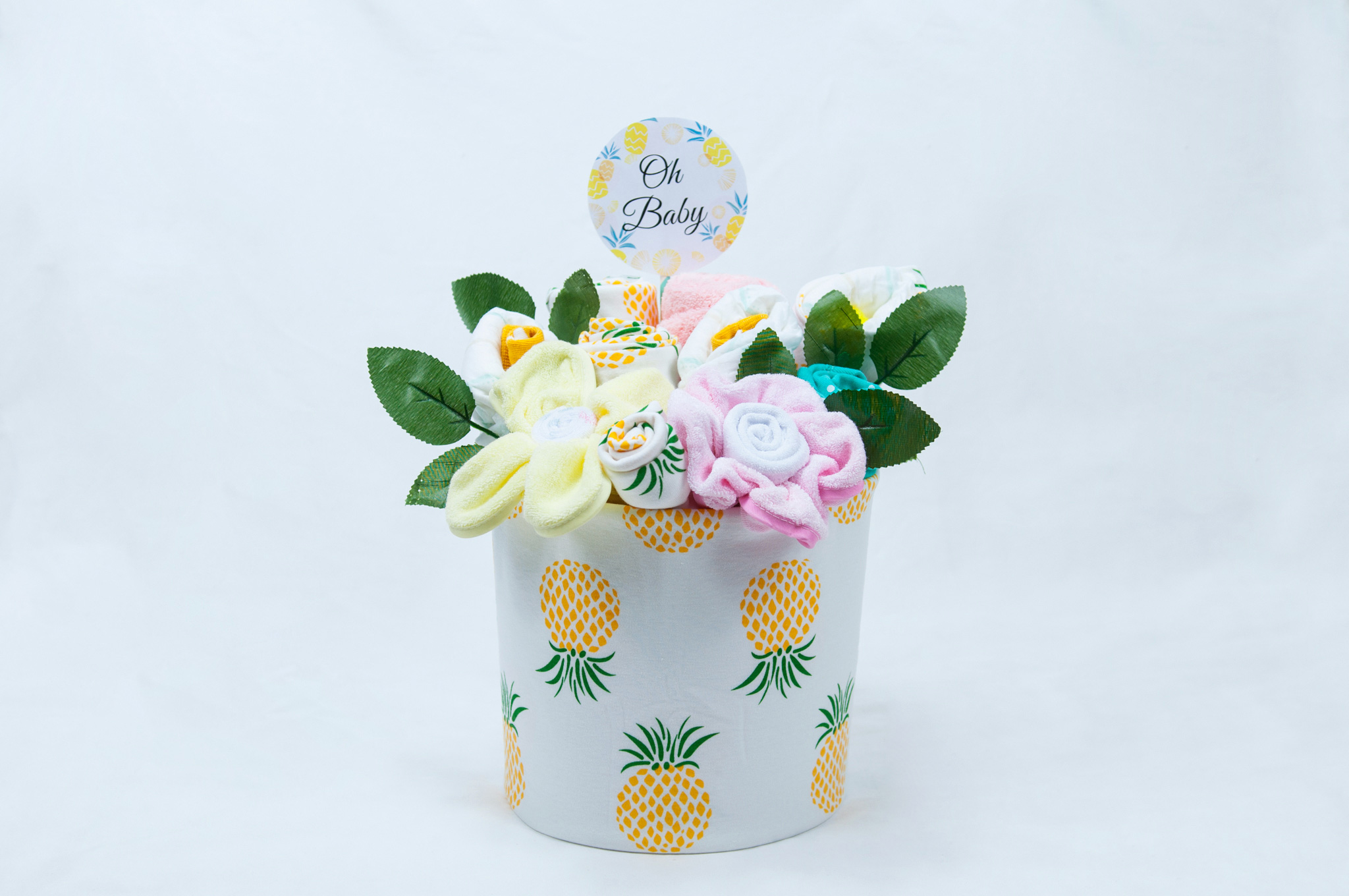 unisex - floral theme - nappy cake overview